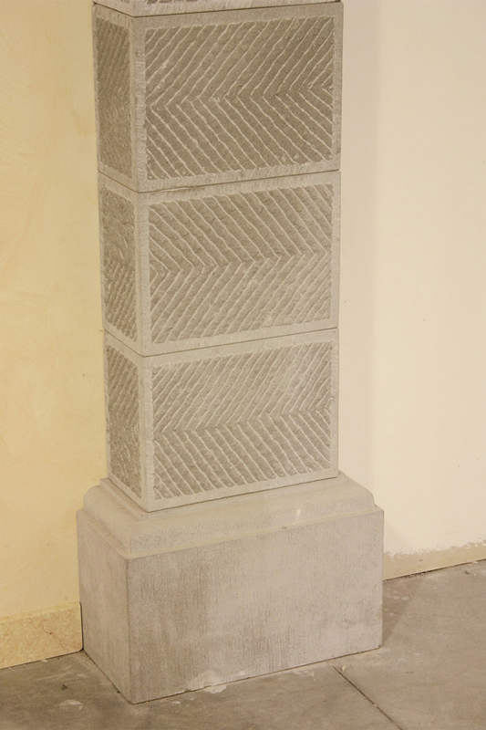 colonna pietra serena